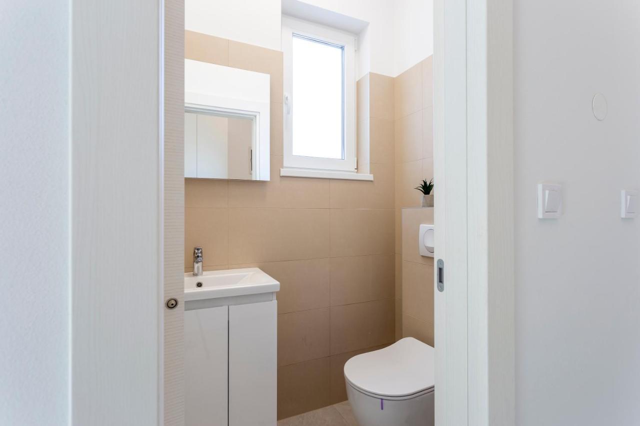 City Apartments Silver Pula Ngoại thất bức ảnh