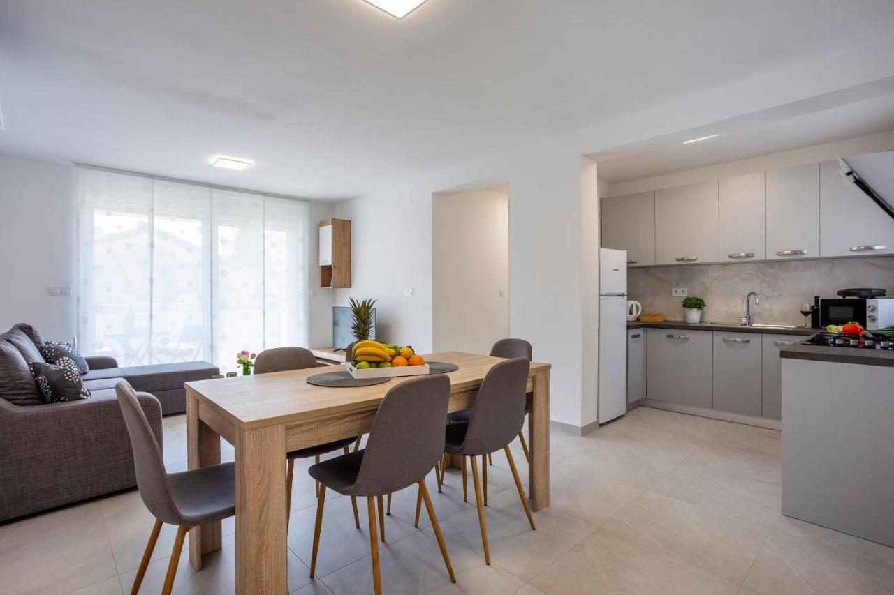 City Apartments Silver Pula Ngoại thất bức ảnh