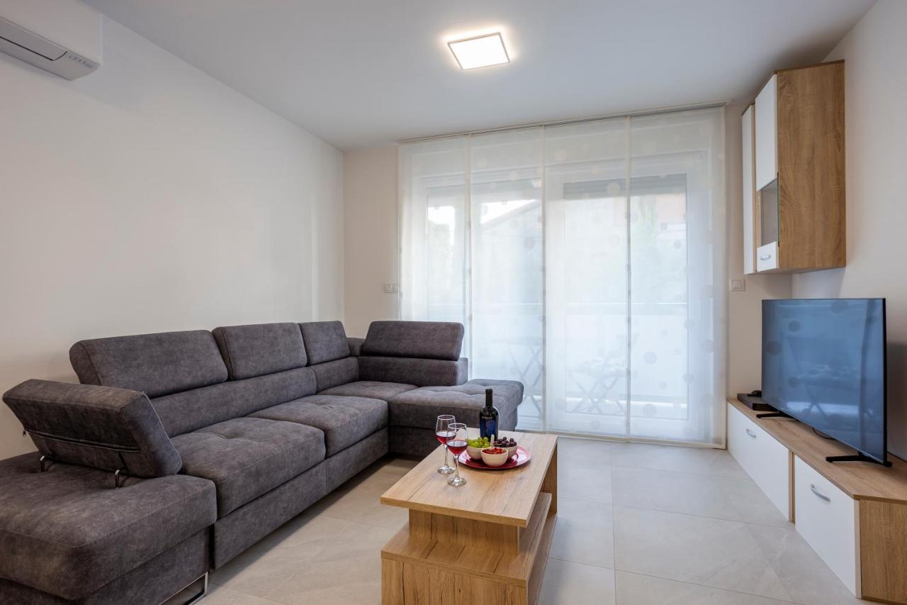 City Apartments Silver Pula Ngoại thất bức ảnh