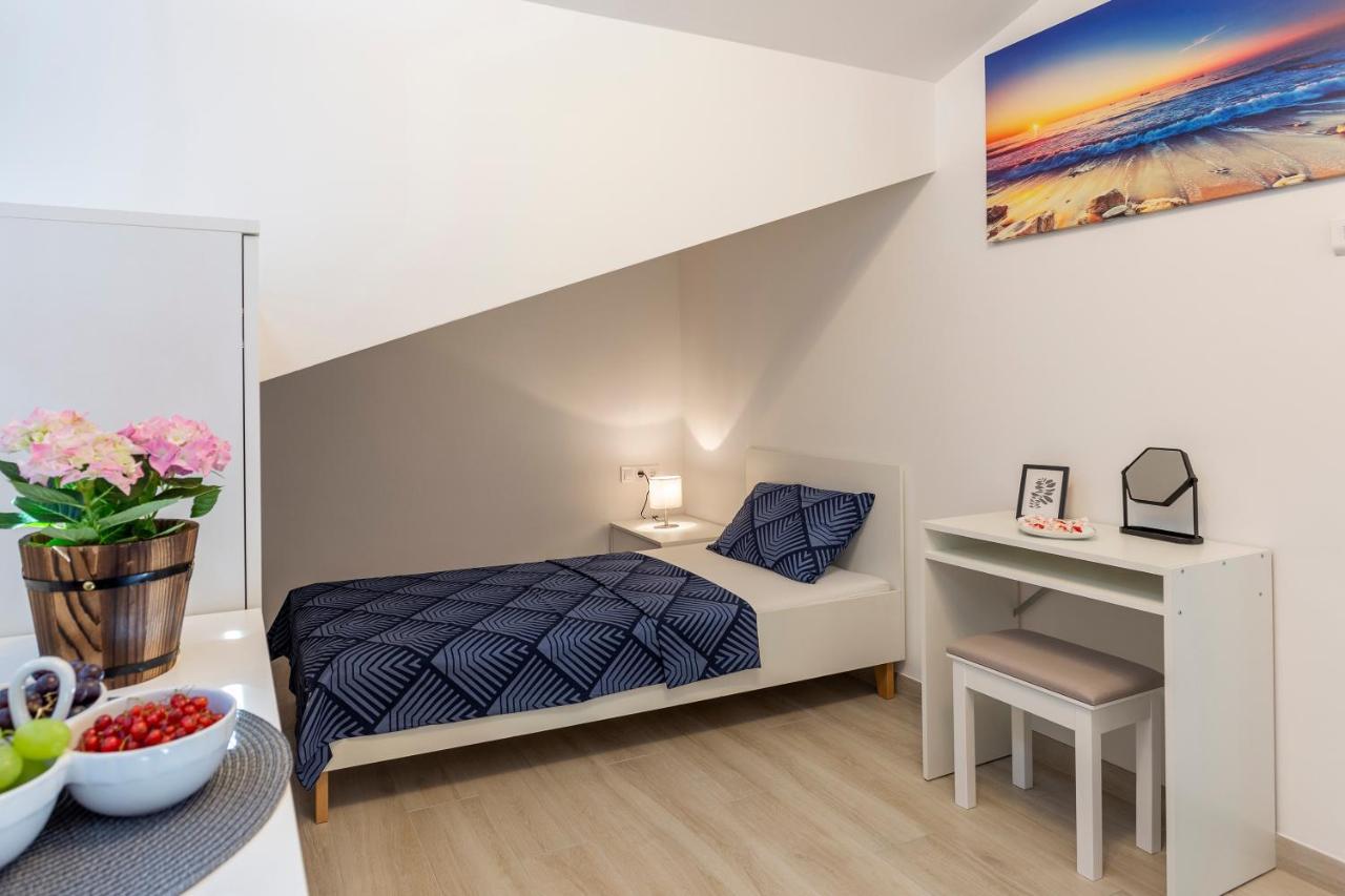 City Apartments Silver Pula Ngoại thất bức ảnh