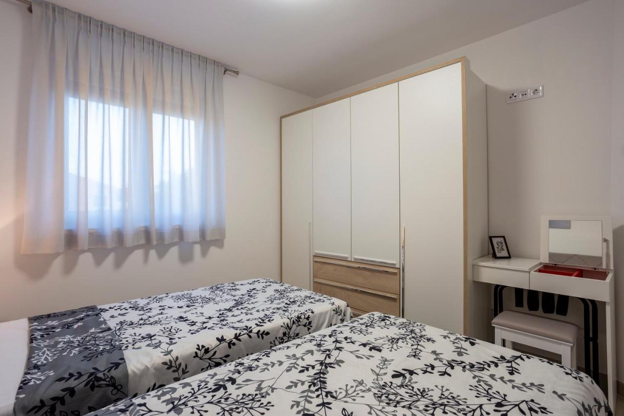 City Apartments Silver Pula Ngoại thất bức ảnh