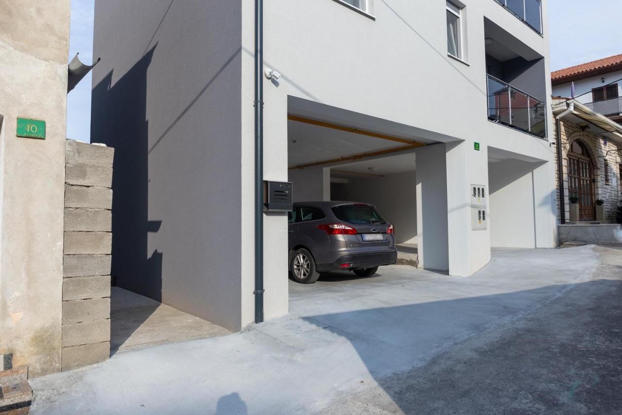 City Apartments Silver Pula Ngoại thất bức ảnh