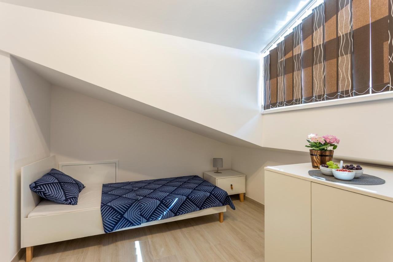 City Apartments Silver Pula Ngoại thất bức ảnh
